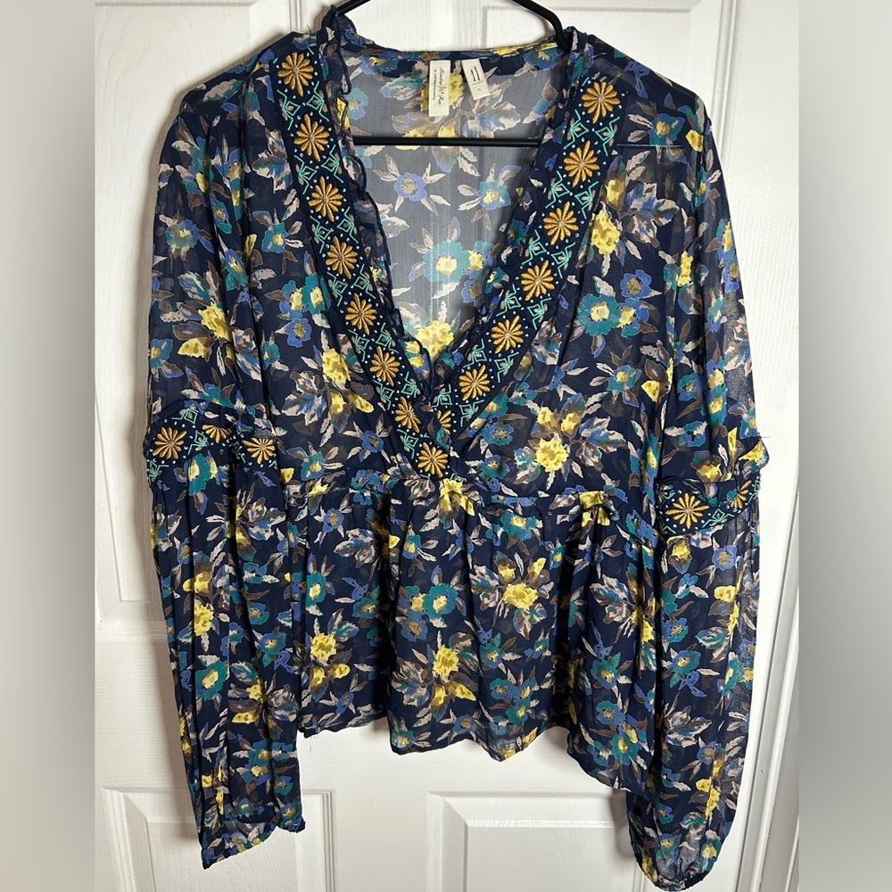 Meadow Rue Navy Blue Floral V-Neck Long Sleeve Blouse - Picture 2 of 5